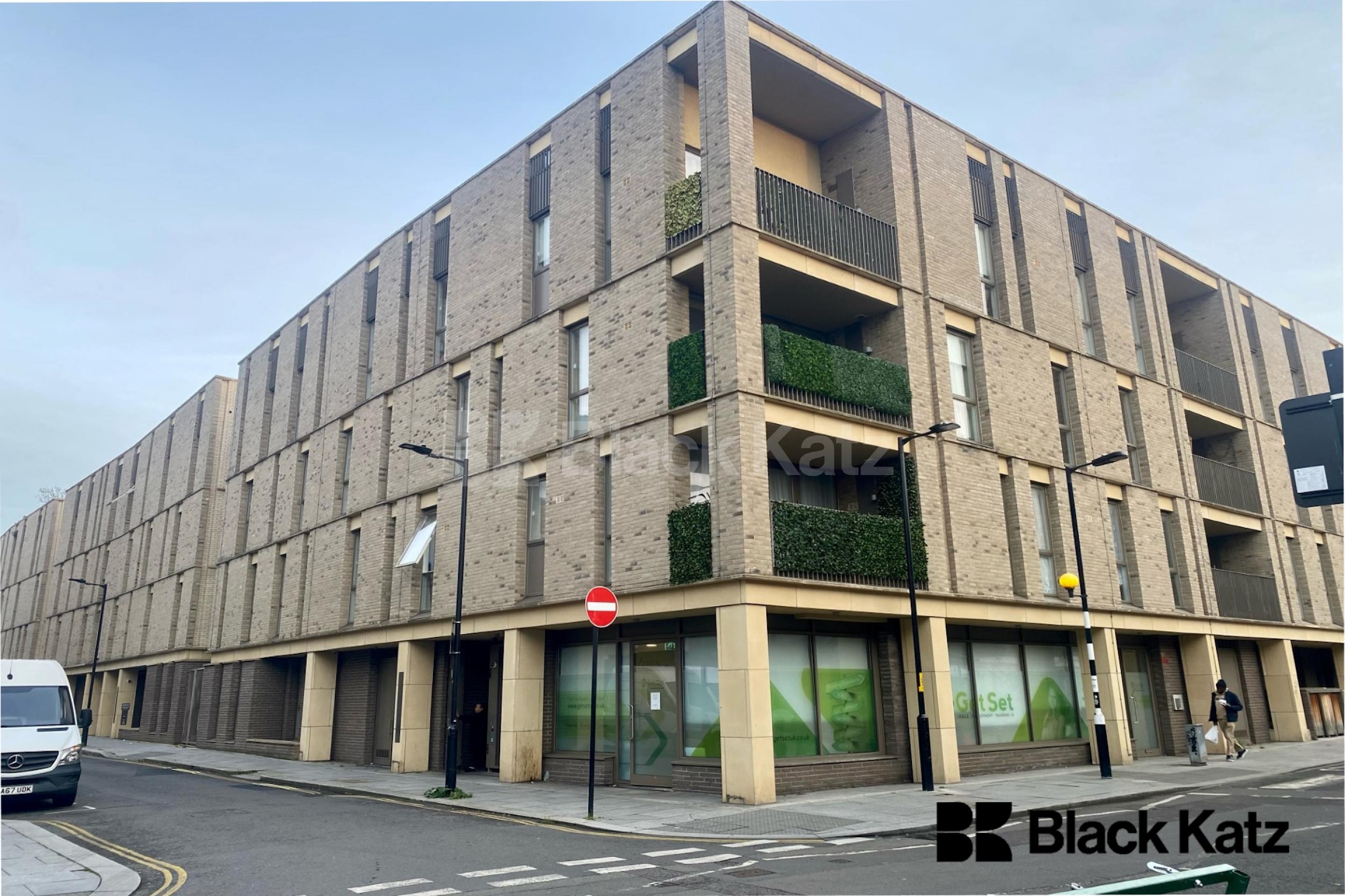 Spacious two bedroom apartment in new build development Stead Street, Elephant and Castle SE17